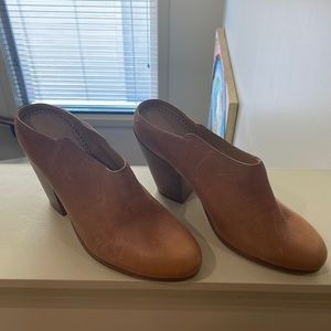 Rag and Bone clog